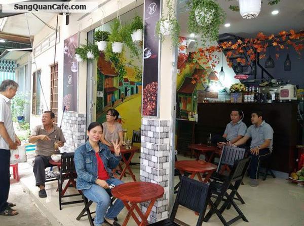 Sang quán cafe cơm văn văn tại quận 1