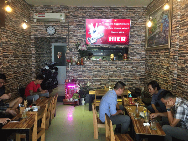 Sang quán Cafe cơm VP Quận 4