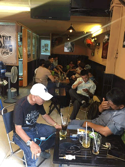 Sang quán cafe, cơm VP quận 1