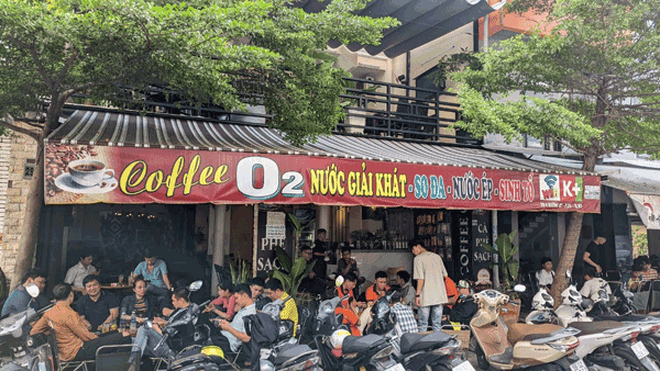 Sang Quán Cafe Đối diện Cổng trường ĐH Hutech