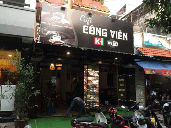 Sang quán cafe Đối diện Công Viên Dương Quảng Hàm