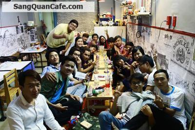 Sang quán Cafe đối diện trường ĐH Ngoại Thương