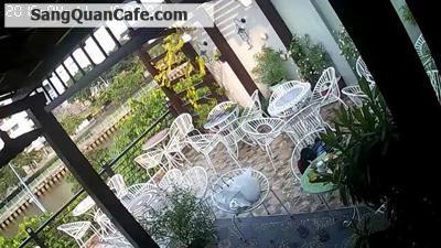 Sang quán cafe đường Trường Sa