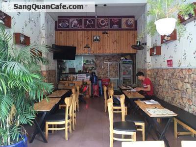 Sang quán cafe ghế gỗ giá rẻ quận Tân phú