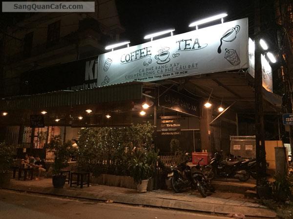 Sang quán cafe ghế gỗ góc 2 Mặt tiền