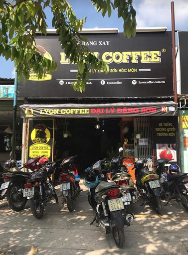 Sang quán cafe ghế gỗ Hóc Môn