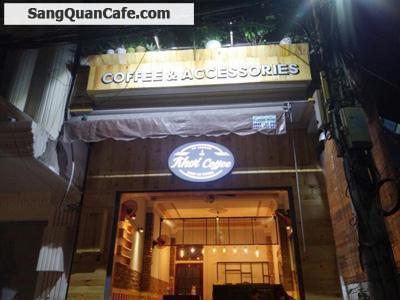 Sang quán cafe ghế gỗ - lốp xe đường D3