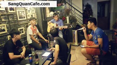 Sang quán cafe ghế nhạc Acoustic sát 3 ngân hàng