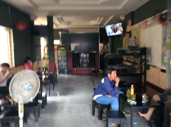 Sang quán cafe góc 2 mặt tiền