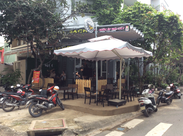 Sang quán cafe góc 2 mặt tiền