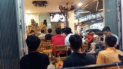 sang-quan-cafe-goc-2-mat-tien-khu-bau-cat-38117.gif