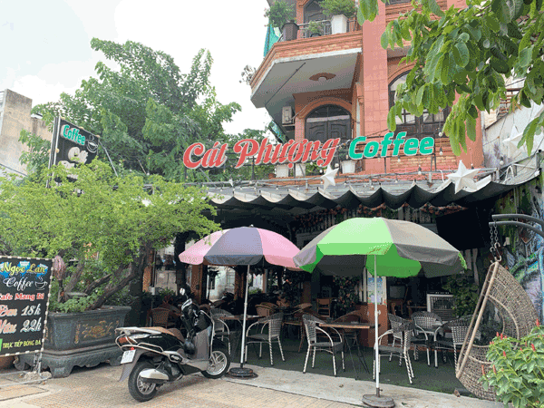 sang-quan-cafe-goc-2-mt-quan-binh-tan-55230.gif