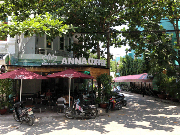 Sang quán cafe góc hai mặt tiền, thoáng mát, đông khách