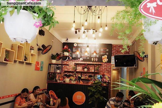 Sang Quán Cafe Hẻm Số 9, Lý Văn Phức, Tân Định, Quận 1