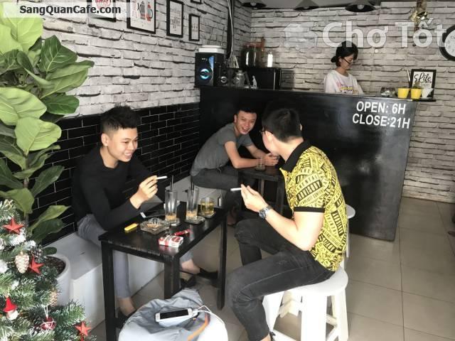 Sang quán cafe hoạt động được 8th lượng khách đông