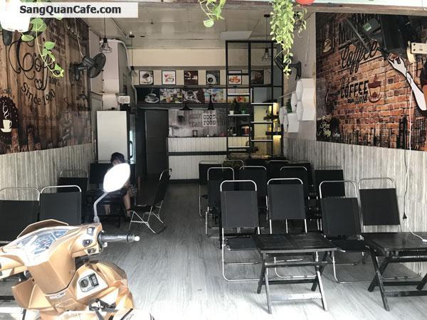 Sang quán cafe mặt đường khu sầm uất