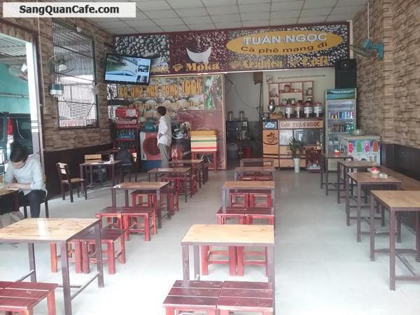 Sang quán cafe mặt tiền đối diện trường học