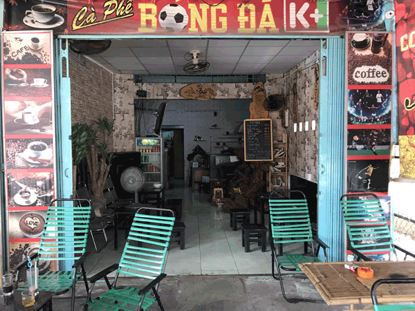 sang-quan-cafe-mat-tien-duong-cong-lo-62922.gif