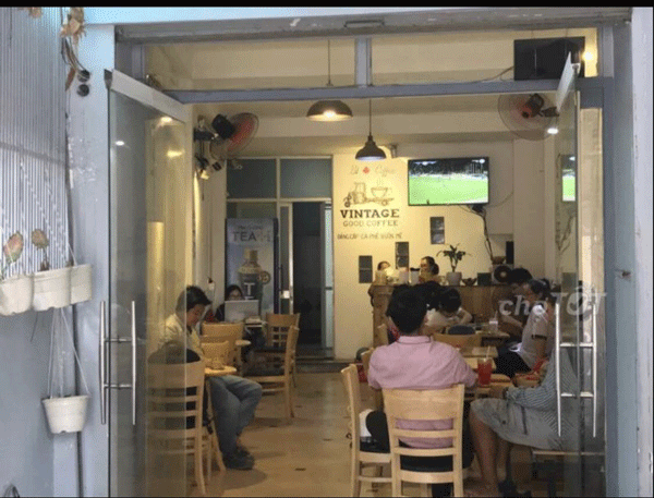 Sang quán cafe mặt tiền trung tâm quận 3