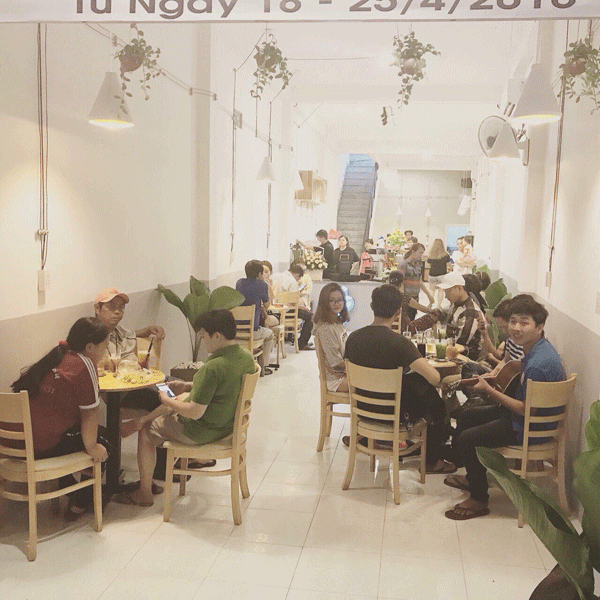 sang-quan-cafe-may-lanh-mat-tien-le-thuc-hoach-52514.gif