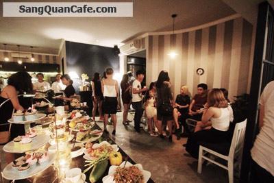 Sang quán cafe máy lạnh quận 1