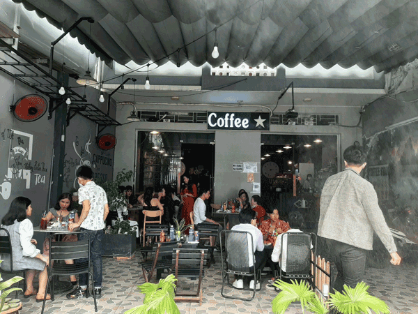 Sang quán cafe pha máy vị trí đẹp