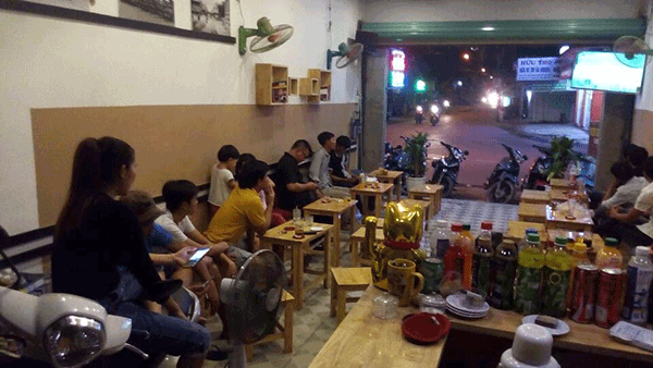 Sang quán cafe Quận 2