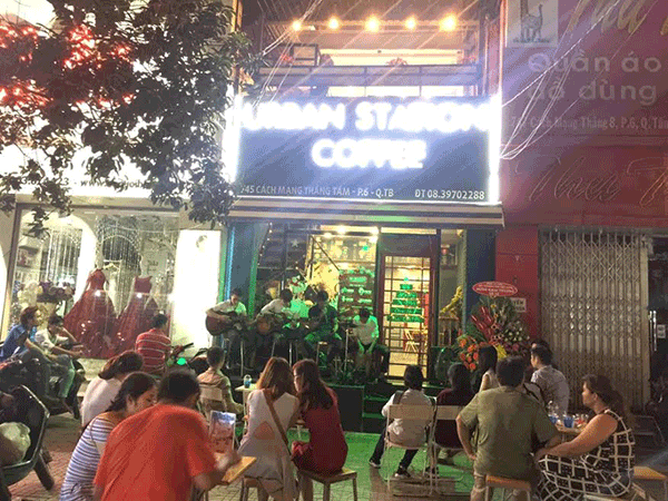 Sang Quán cafe URBAN STATION CMT8, Tân Bình