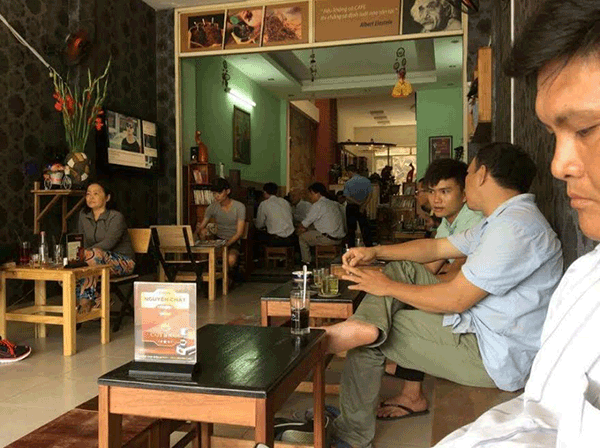 Sang quán cafe quận Tân Bình