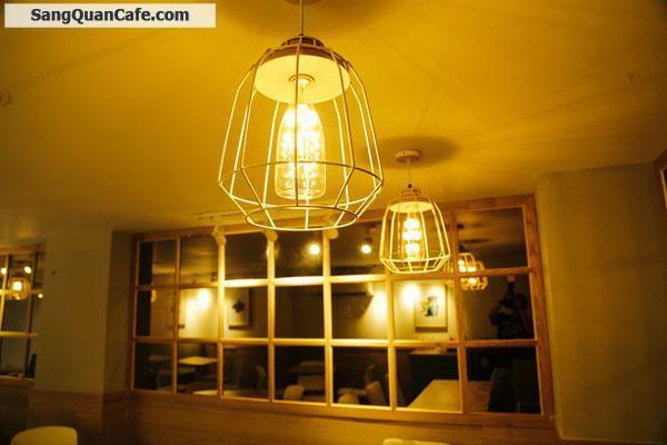 Sang quán cafe trà sữa vị trí vàng khu trung tâm ăn uống quận 10