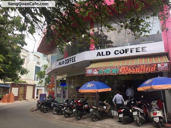 Sang quán cafe trung tâm quận Tân Phú