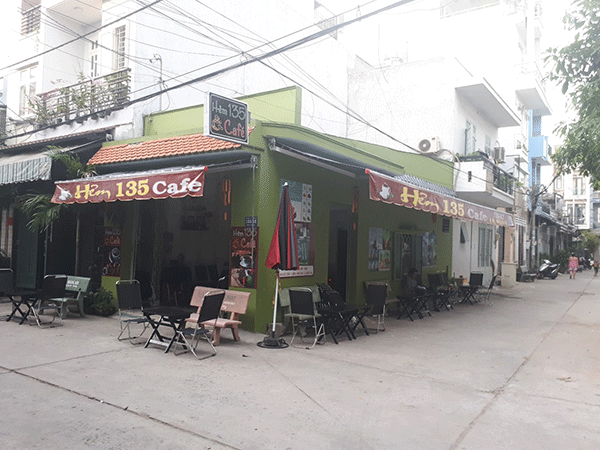 Sang quán cafe vào kinh doanh ngay