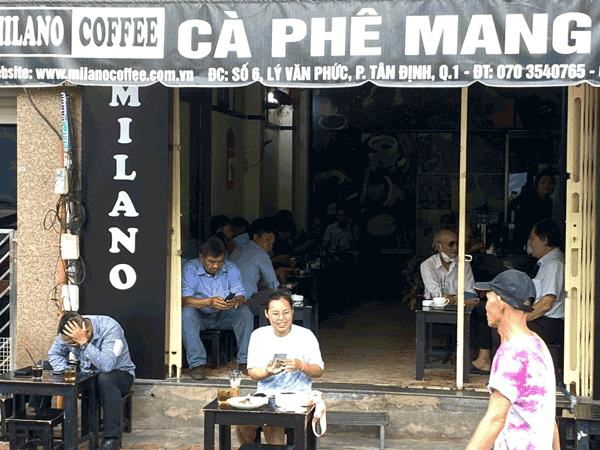 Sang Quán Cafe vỉa hè Q. 1