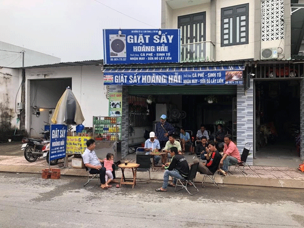 Sang quán giặt sấy ủi và cafe, sinh tố Thủ Đức