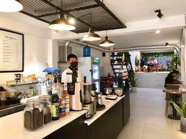 Sang quán cafe Trung Nguyên E - COFEE Q.Tân Bình