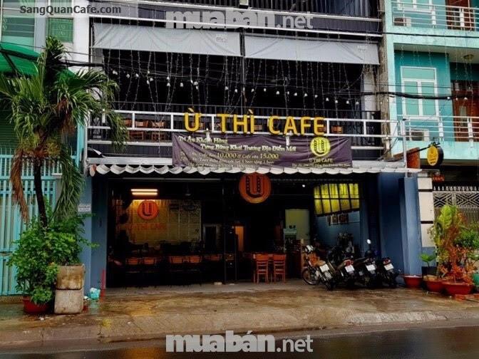 Sang quán Ừ Thì Cafe Live Music  đông khách