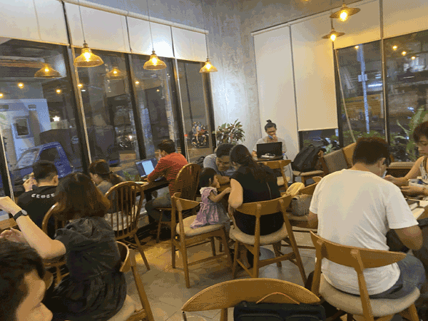 Sang quán cafe máy lạnh thương hiệu CIAO COFFEE