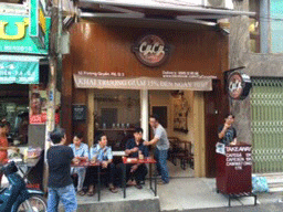 Sang toàn bộ quán cafe Quận 3 đang kinh doanh tốt.